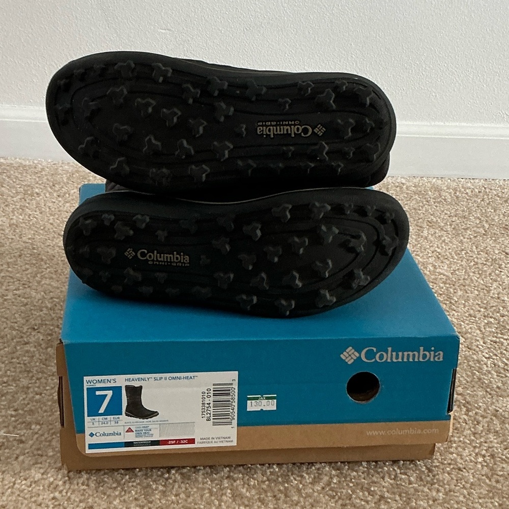 Women’s Columbia Black Winter Quilted Boots- Size 7 - Picture 2 of 8